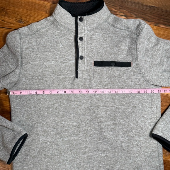 G.H. Bass & Co Mens Quarter Snap Fleece Sweater Heathered Gray/Green w/black S - Picture 4 of 16